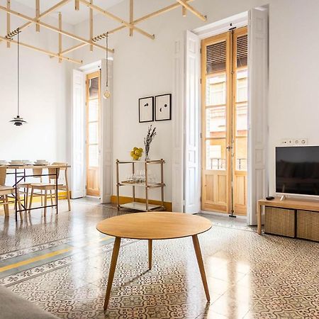 Pop Art , Sunny Apartment Near Santa Cruz Севиля Екстериор снимка
